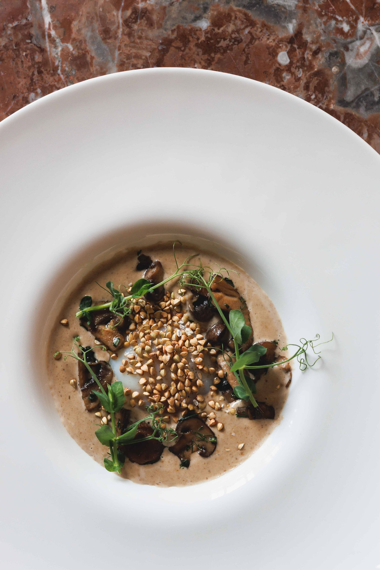 A signature dish by Chef Manuel Morelli at Correspondance Restaurant Brussels